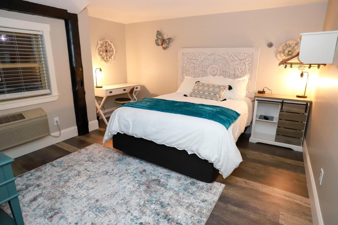 Gunstock Inn & Suites Gilford Extérieur photo