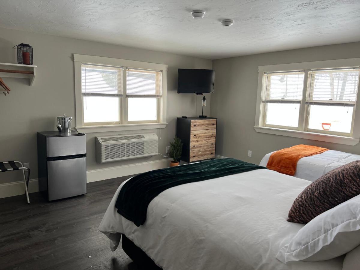 Gunstock Inn & Suites Gilford Extérieur photo