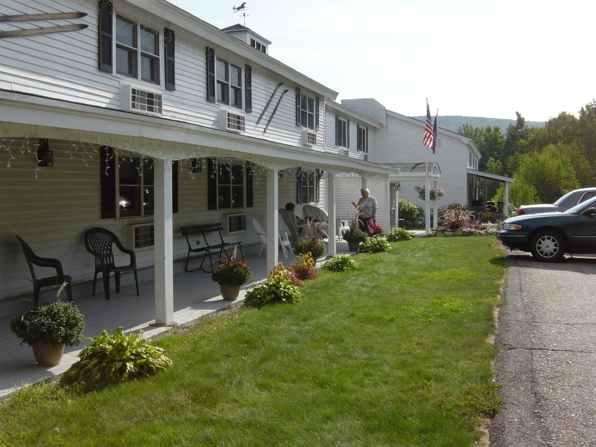 Gunstock Inn & Suites Gilford Extérieur photo